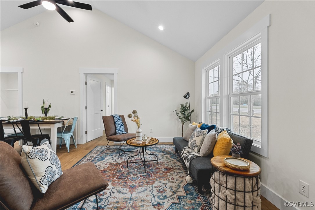 26428 Dejarnette Lane Ruther Glen, VA 22546 - Photo 5 of 27 a living room with furniture and a window