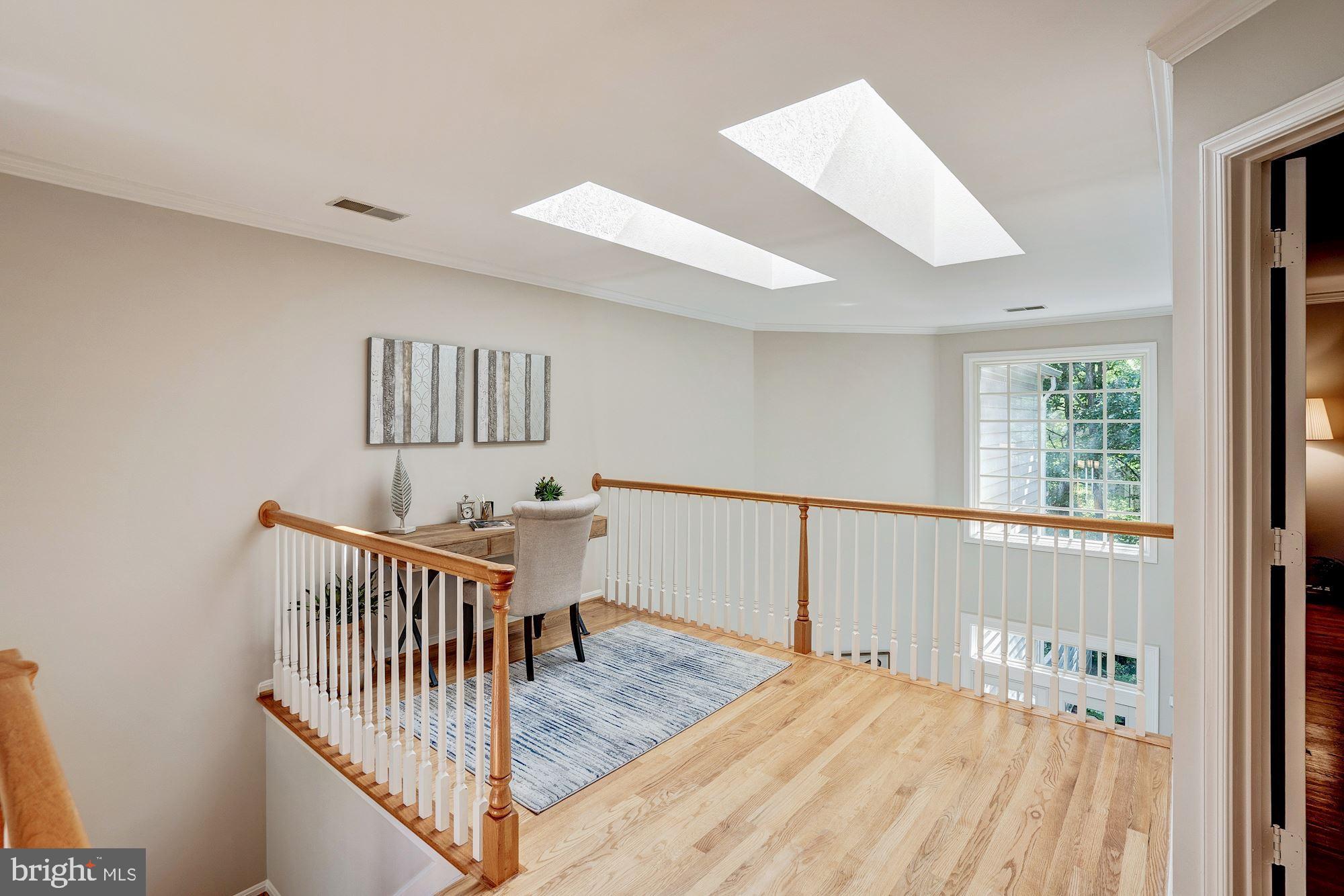 11403 Hollow Timber Way Reston, VA 20194 - Photo 17 of 45 Loft