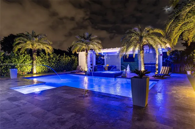 $945,000 | 444 Southwest 64th Avenue, Miami, FL 33144