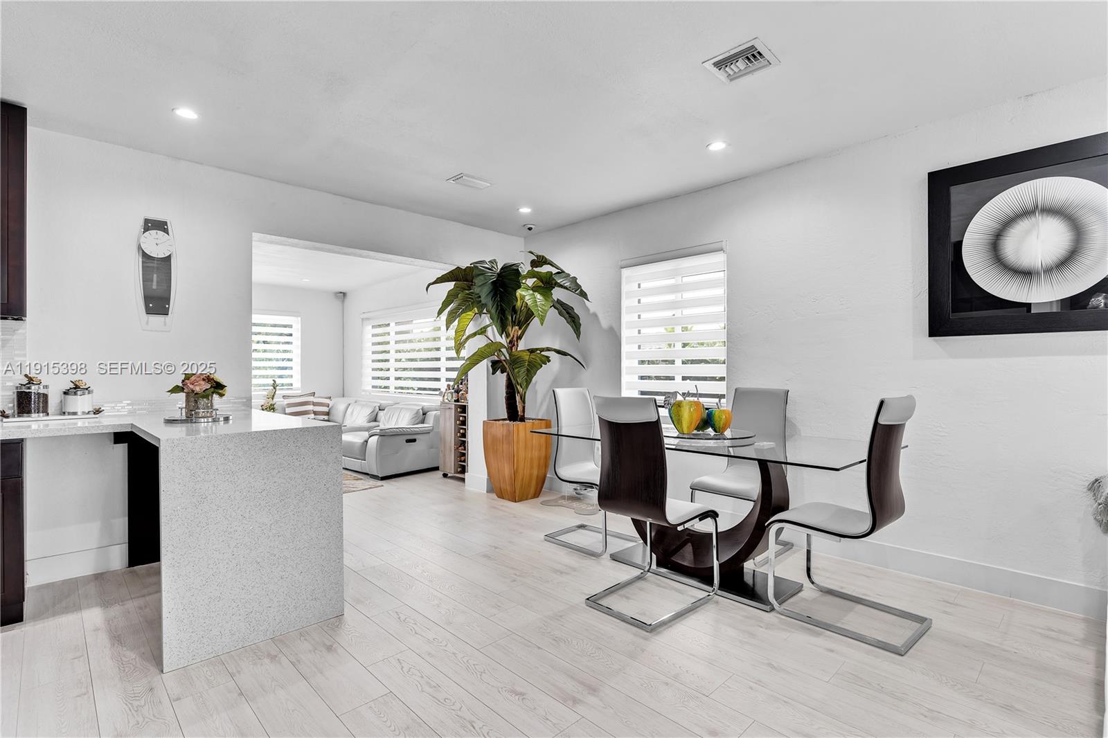 444 Southwest 64th Avenue Miami, FL 33144 - Photo 8 of 70