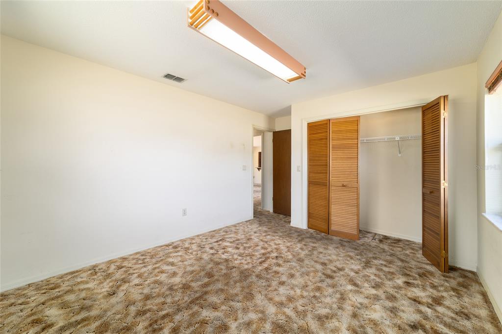 10700 Southeast Sunset Harbor Road Summerfield, FL 34491 - Photo 30 of 41 a view of room