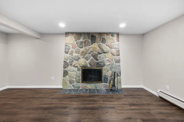 $454,900 | 17447 Park Street, Livonia, MI 48152