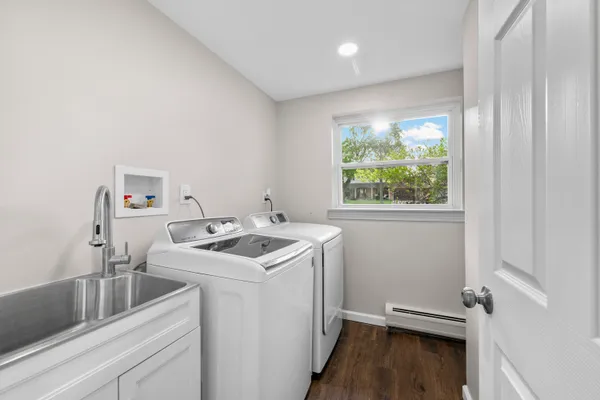 $454,900 | 17447 Park Street, Livonia, MI 48152