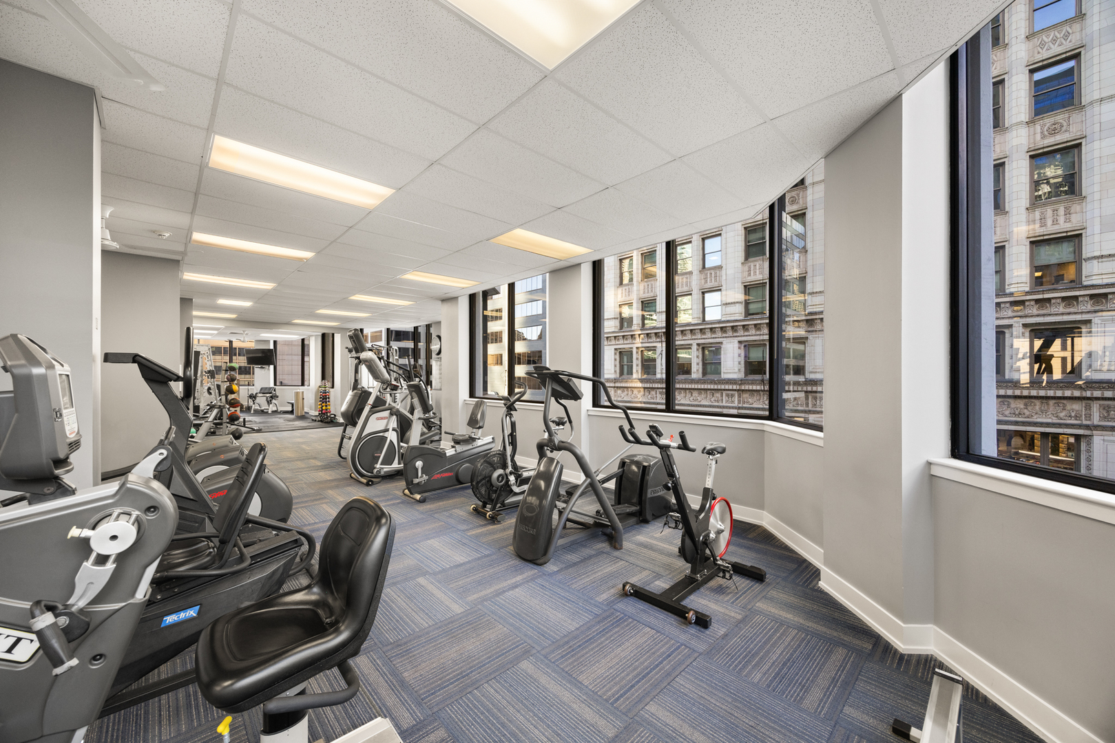 405 North Wabash Avenue, Unit 2801 Chicago, IL 60611 - Photo 12 of 29 a view of a room with gym equipment