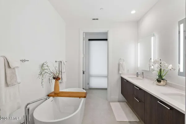 $7,895 | 19355 North 73rd Street, Unit B2009, Scottsdale, AZ 85255