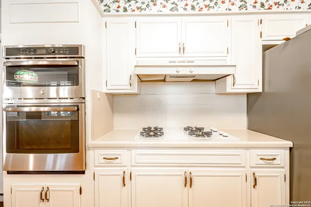 $409,000 | 729 Rocklyn Drive, Windcrest, TX 78239