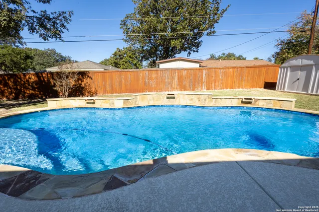 $409,000 | 729 Rocklyn Drive, Windcrest, TX 78239