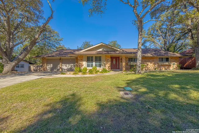 $409,000 | 729 Rocklyn Drive, Windcrest, TX 78239