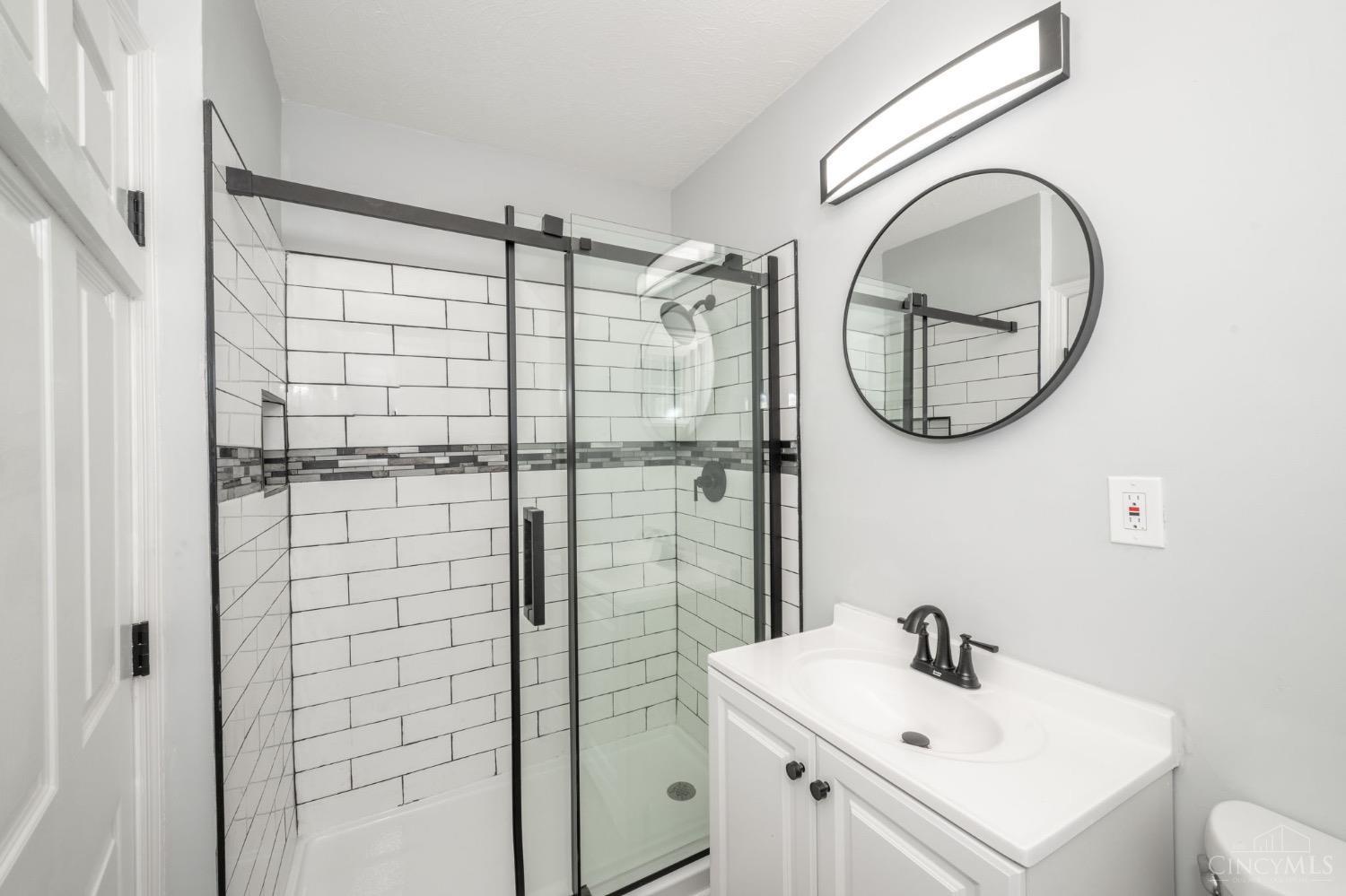 4219 Delhi Road Cincinnati, OH 45238 - Photo 17 of 51 Gallery Image 17