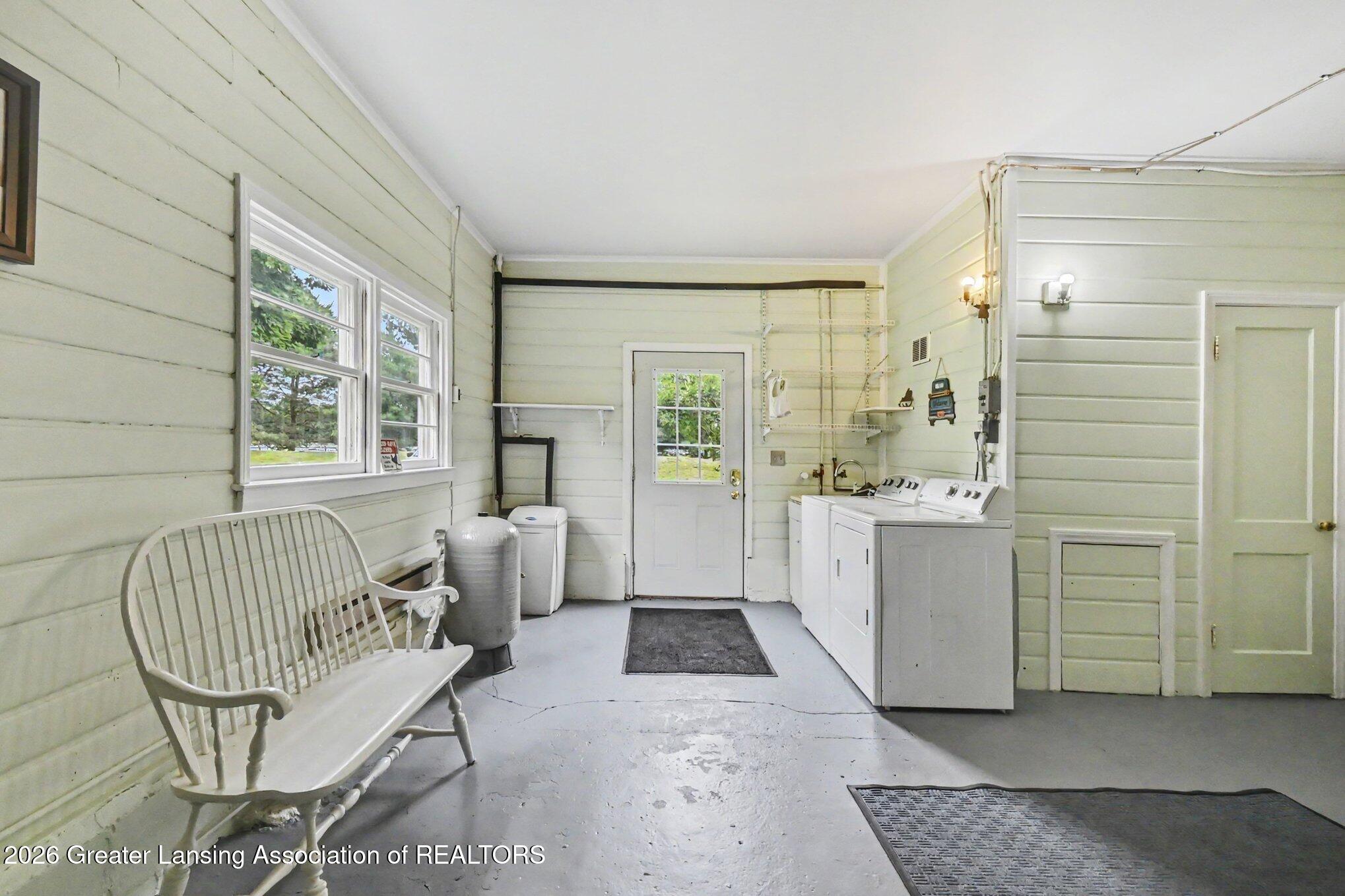 3509 Meridian Road Okemos, MI 48864 - Photo 23 of 66 022_file_1437