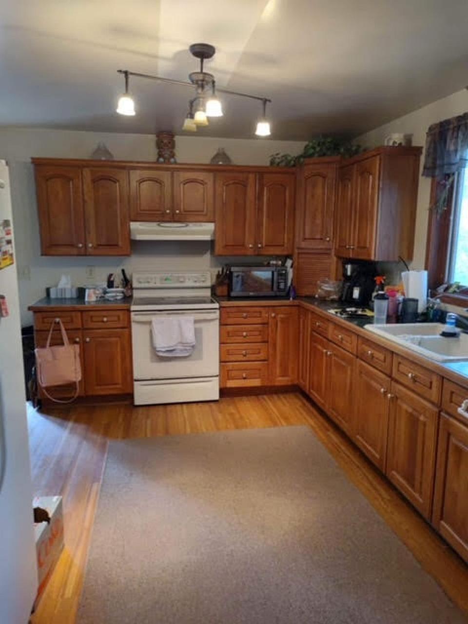 10 South Oneida Avenue Rhinelander, WI 54501 - Photo 5 of 16 Gallery Image 5