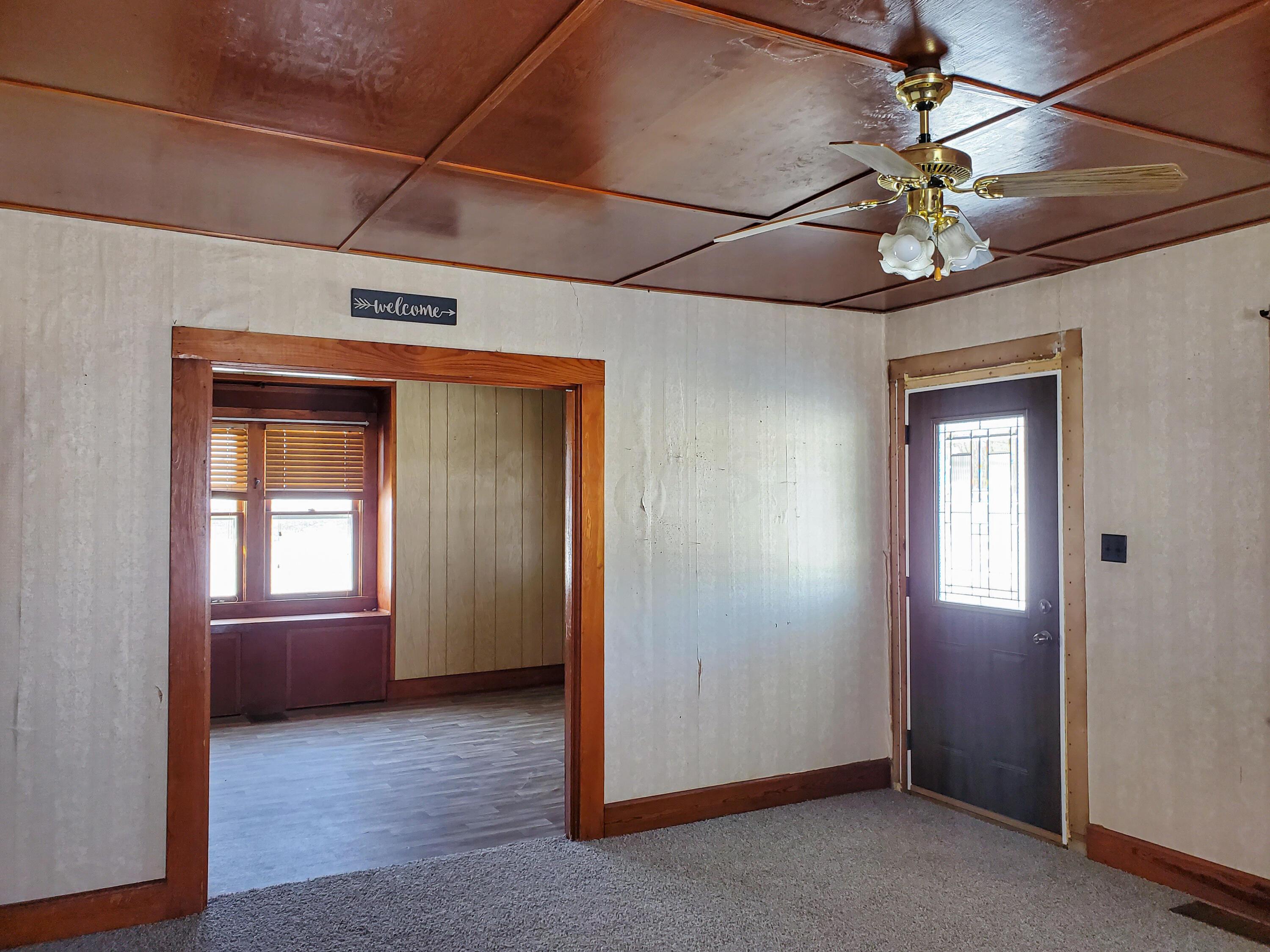 91 Dutch Run Road Piketon, OH 45661 - Photo 3 of 20 Living Room