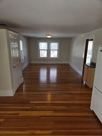 $3,200 | 169 South Road, Unit 2, Bedford, MA 01730