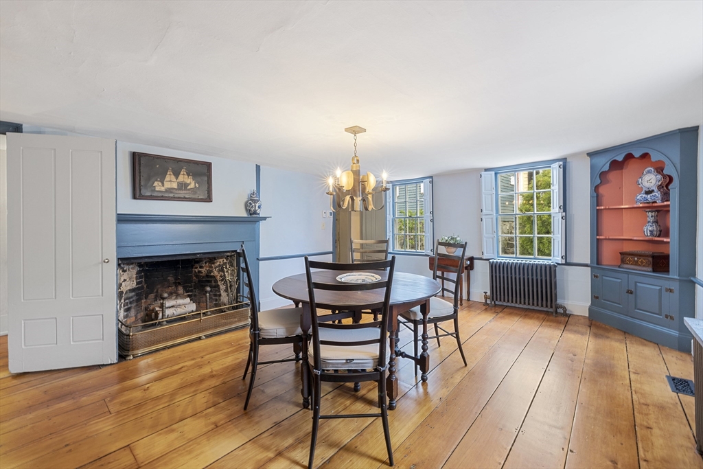 6 Lee Street Marblehead, MA 01945 - Photo 11 of 42