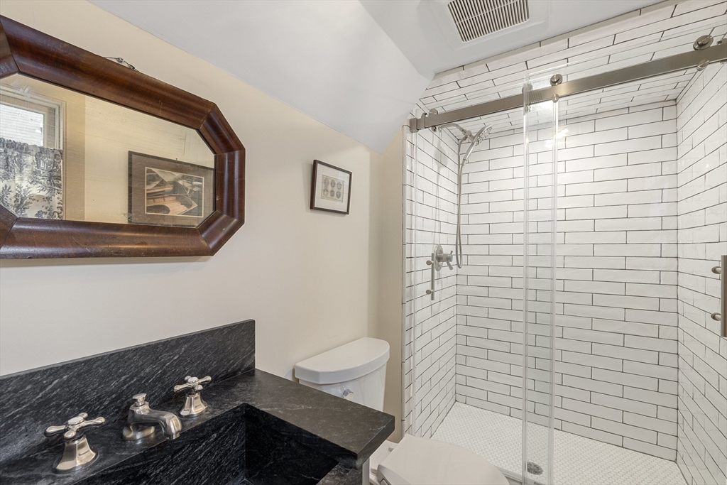 6 Lee Street Marblehead, MA 01945 - Photo 13 of 42