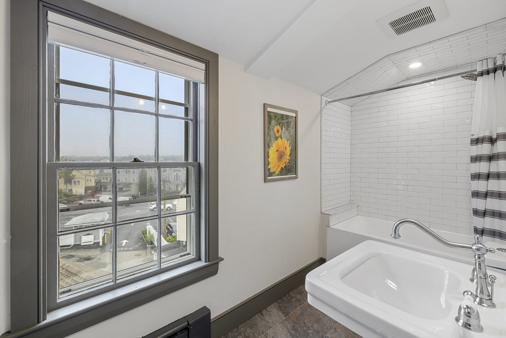 6 Lee Street Marblehead, MA 01945 - Photo 24 of 42