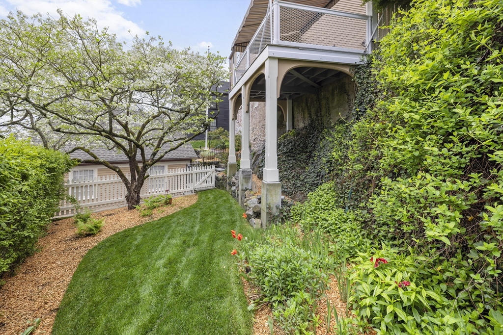 6 Lee Street Marblehead, MA 01945 - Photo 35 of 42