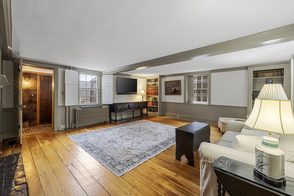 6 Lee Street Marblehead, MA 01945 - Photo 10 of 42