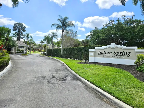 $275,000 | 11231 Green Lake Drive, Unit 104, Boynton Beach, FL 33437