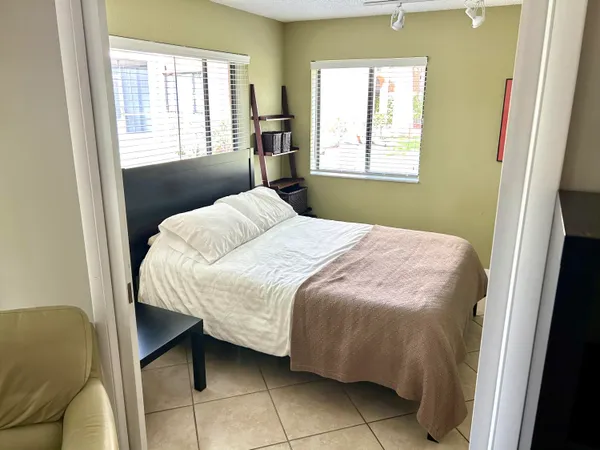 $275,000 | 11231 Green Lake Drive, Unit 104, Boynton Beach, FL 33437