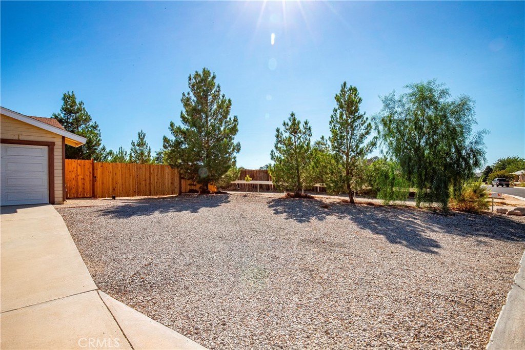 9642 East Ave R 14 Littlerock, CA 93543 - Photo 16 of 66