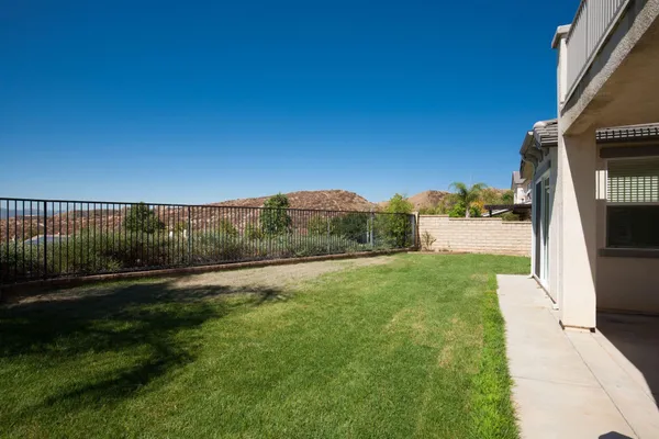 $4,999 | 24318 Via La Casa, Valencia, CA 91354