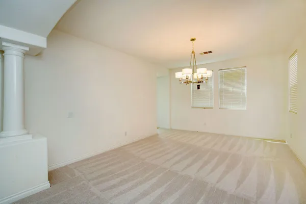 $4,999 | 24318 Via La Casa, Valencia, CA 91354