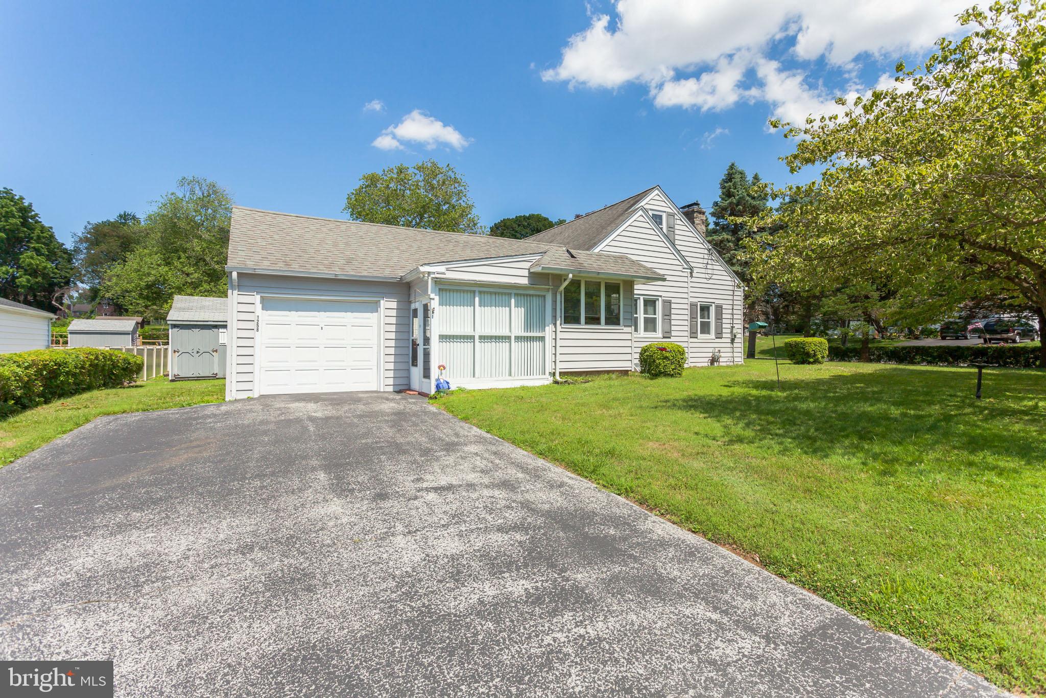 1258 Steel Road Havertown, PA 19083 - Photo 27 of 31 Driveway and garage parking