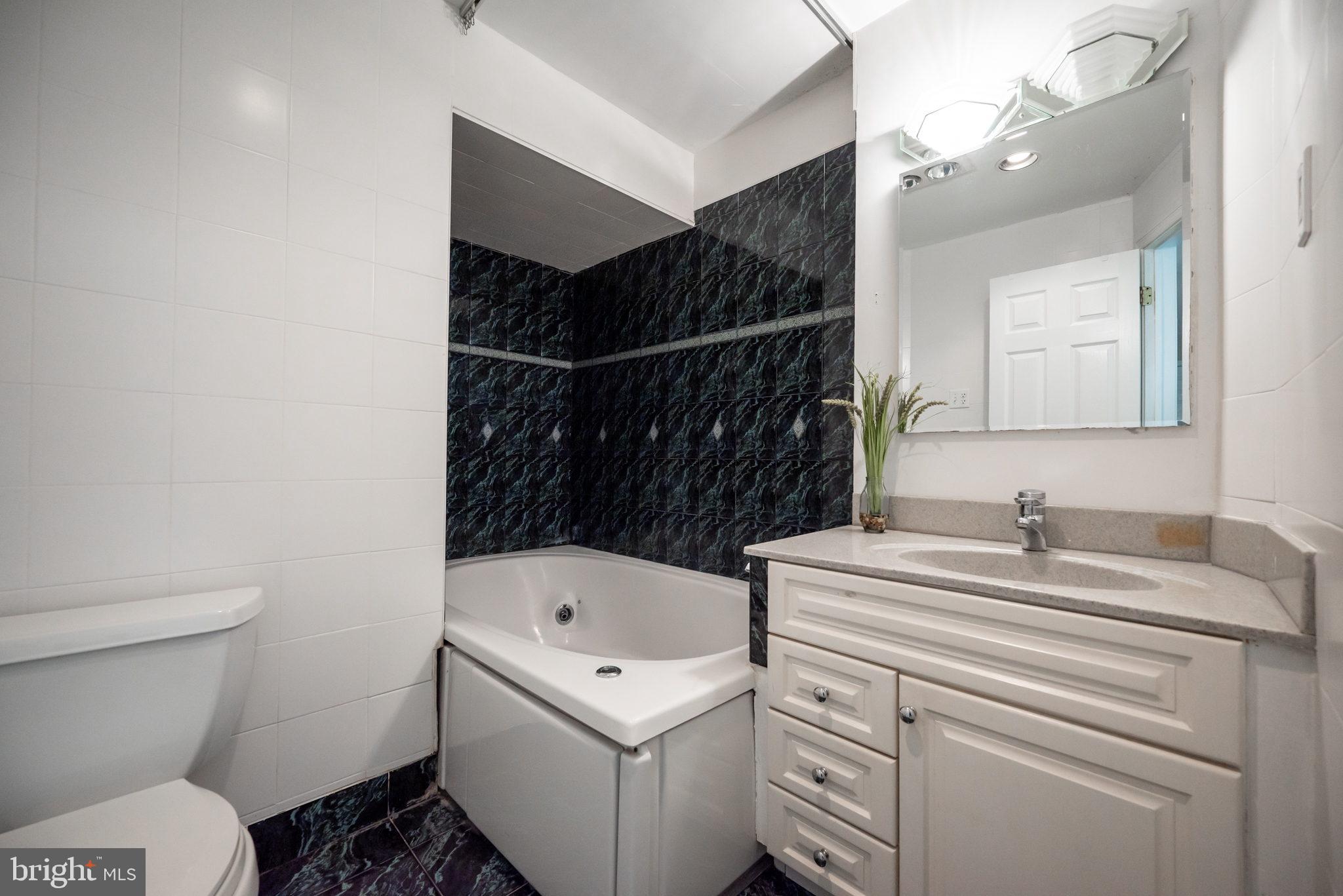 358 New Market Court Chesterbrook, PA 19087 - Photo 18 of 24 Full Bath with Spa