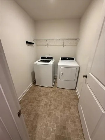 $2,500 | 1392 Weatherbrook Circle, Lawrenceville, GA 30043