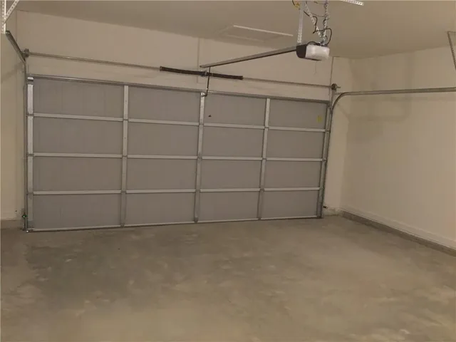 $2,500 | 1392 Weatherbrook Circle, Lawrenceville, GA 30043