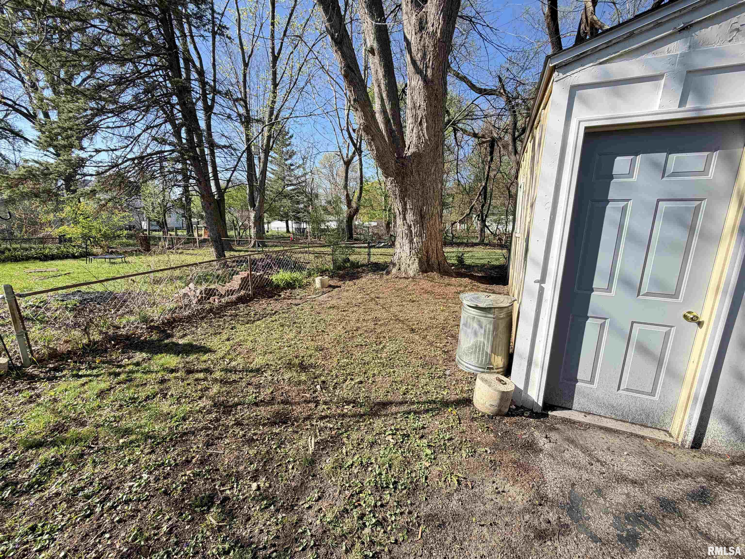 209 Yates Avenue Springfield, IL 62702 - Photo 17 of 17