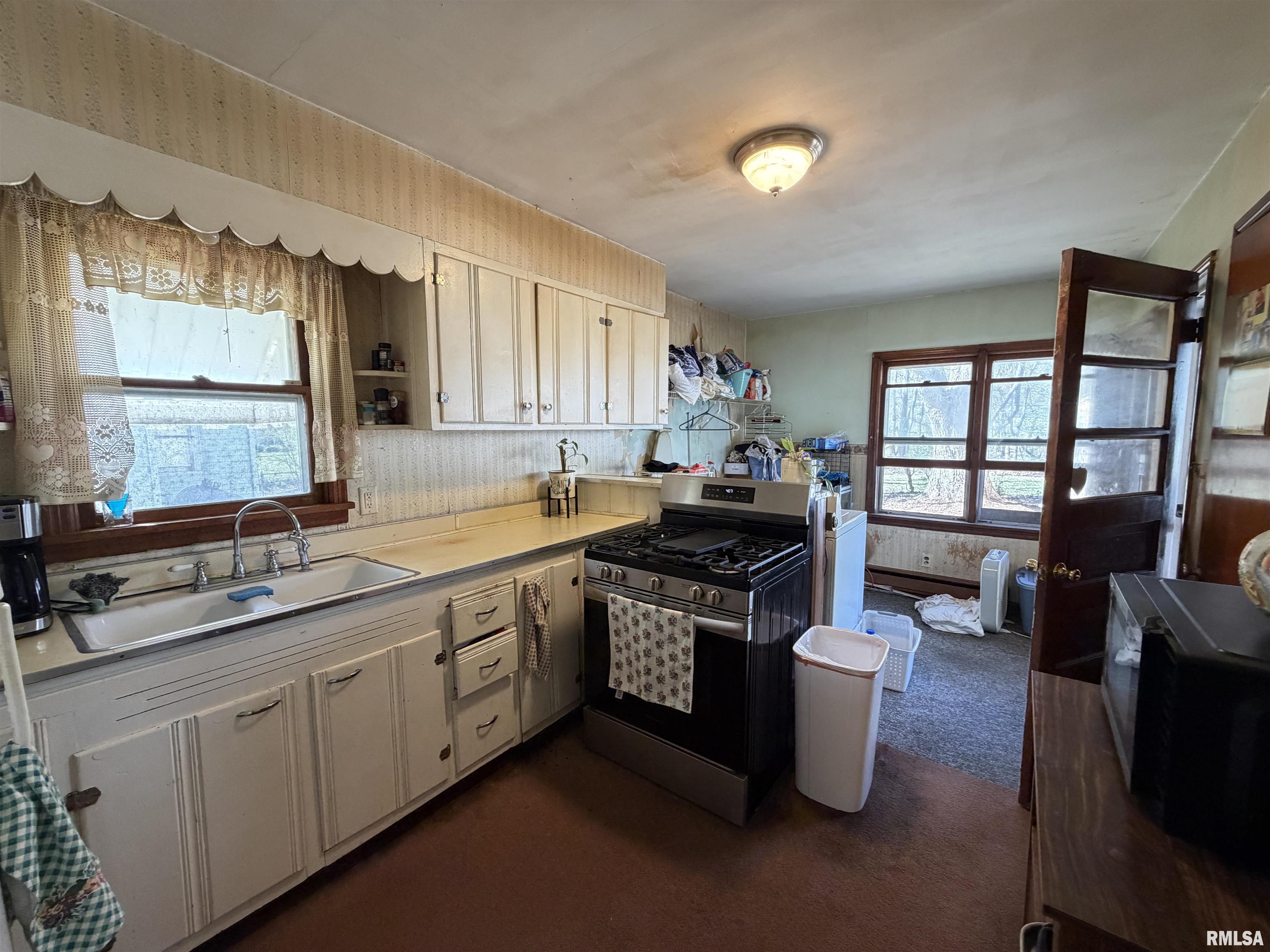 209 Yates Avenue Springfield, IL 62702 - Photo 6 of 17