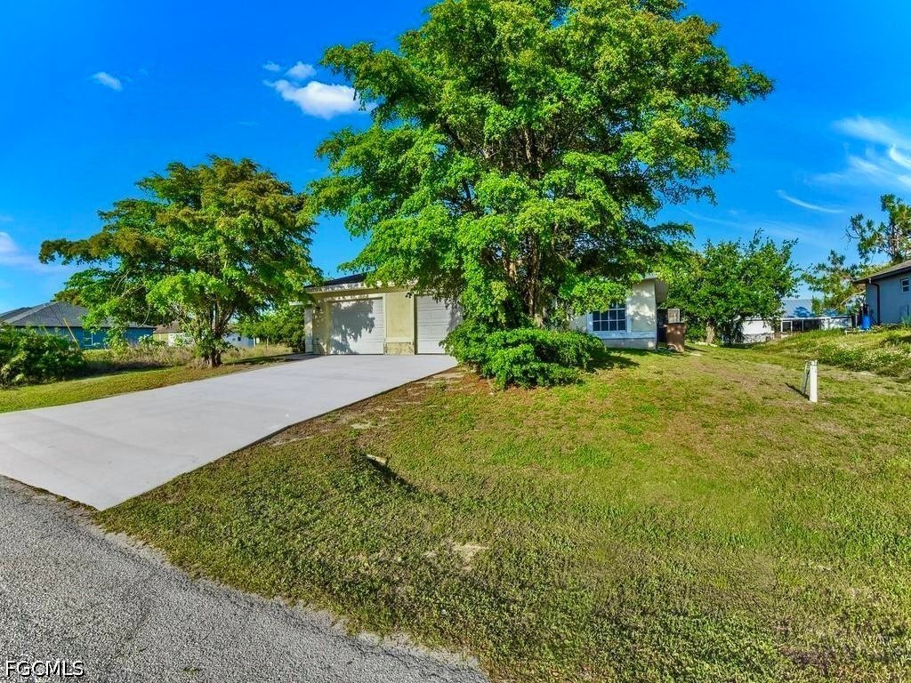 3003 Gilbert Avenue South Lehigh Acres, FL 33973 - Photo 2 of 26