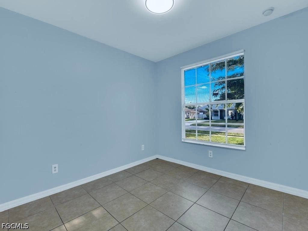 3003 Gilbert Avenue South Lehigh Acres, FL 33973 - Photo 10 of 26