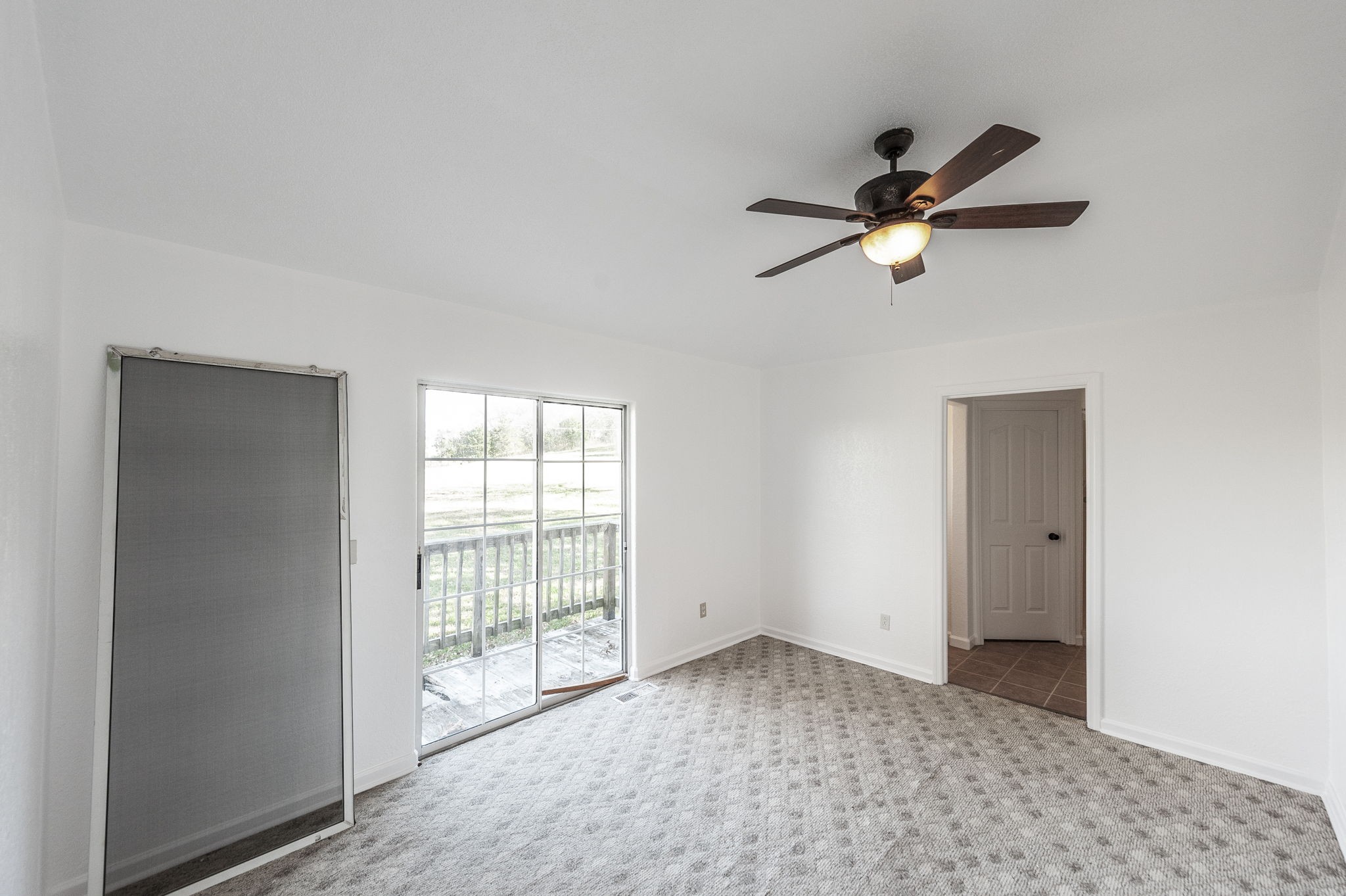 414 B Rock Springs Road Castalian Springs, TN 37031 - Photo 29 of 79 a view of empty room with window