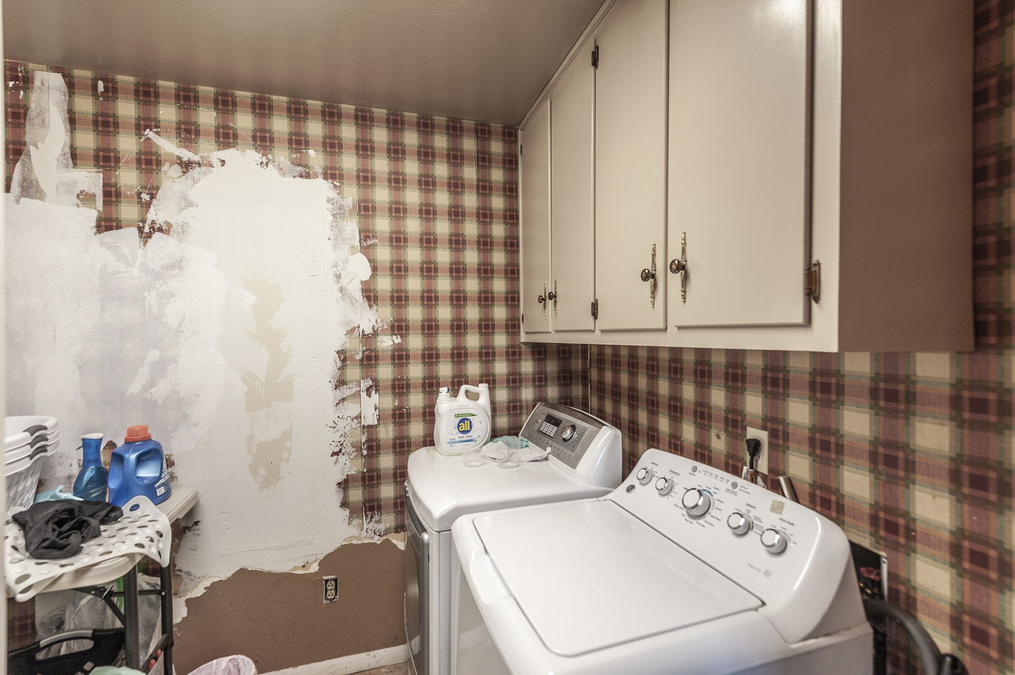 414 B Rock Springs Road Castalian Springs, TN 37031 - Photo 50 of 79 a bathroom with a sink toilet and shower