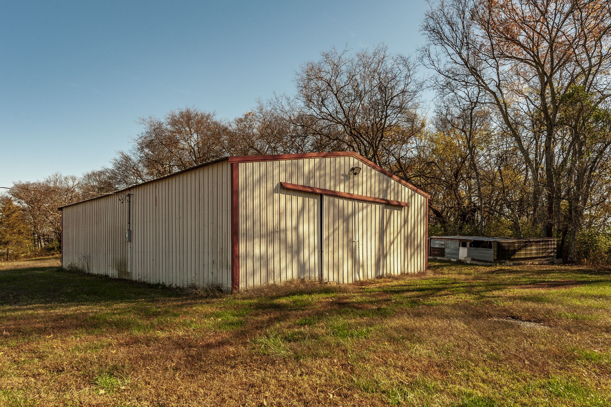 414 B Rock Springs Road Castalian Springs, TN 37031 - Photo 60 of 79 a backyard of a house with a tree