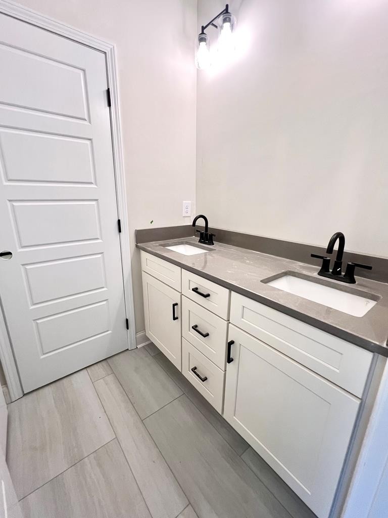 416 Old Major Road Hopkinsville, KY 42240 - Photo 23 of 29 a bathroom with a sink and a mirror