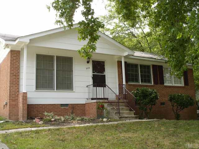 923 Edison Road Raleigh, NC 27610 - Photo 2 of 12 Exterior Front