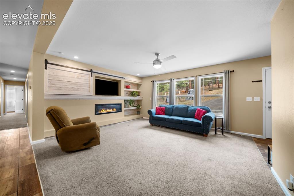 156 Fossil Creek Road Florissant, CO 80816 - Photo 5 of 47