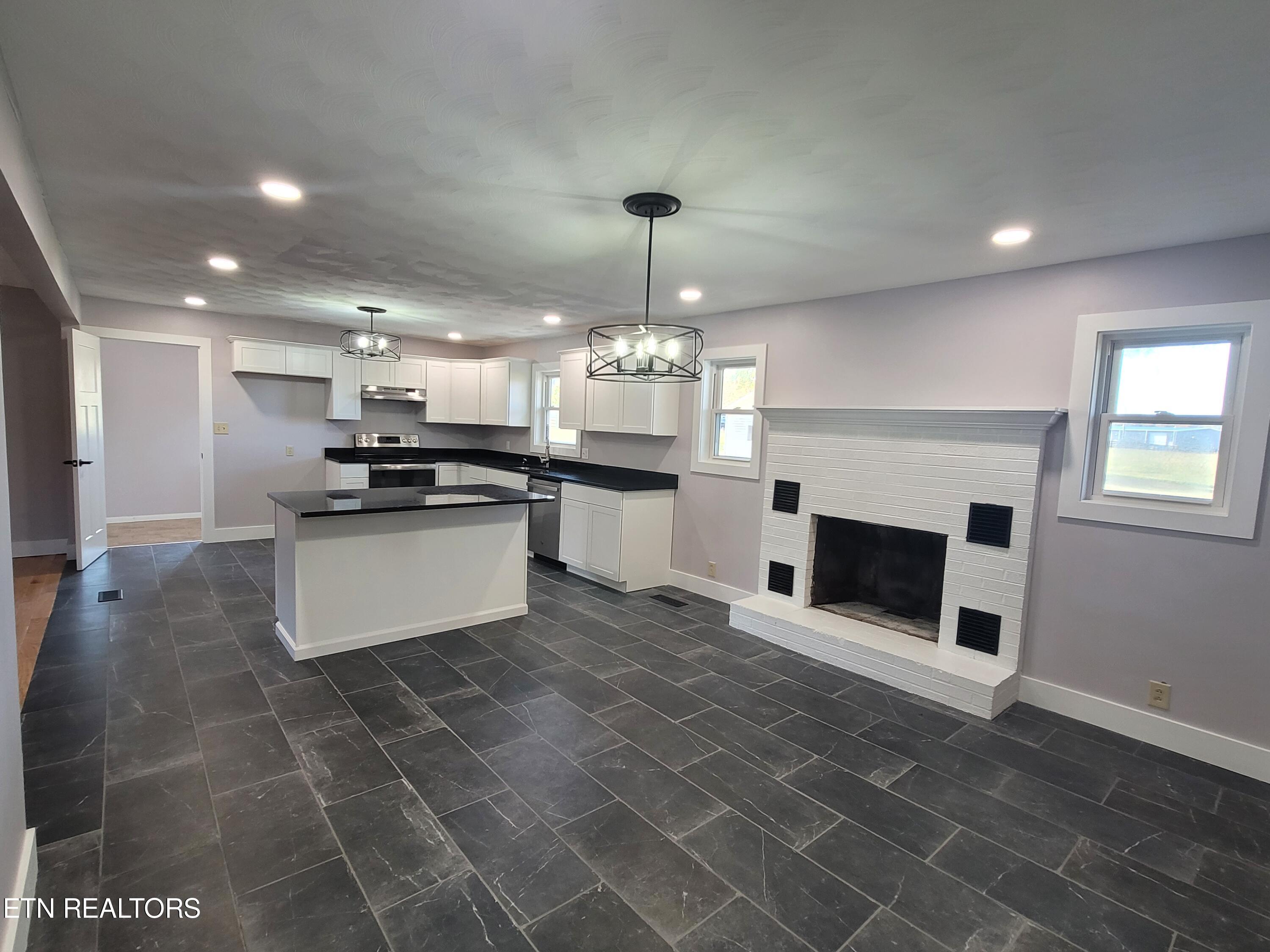 815 East Nails Creek Road Seymour, TN 37865 - Photo 6 of 35 Dining