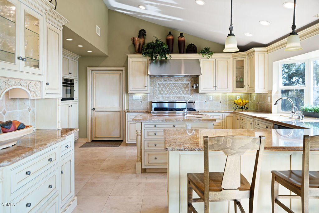 12082 Presilla Road Camarillo, CA 93012 - Photo 20 of 70 DSC01648