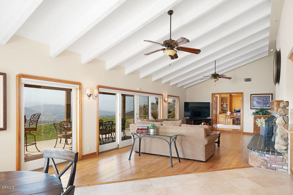 12082 Presilla Road Camarillo, CA 93012 - Photo 23 of 70 DSC01654