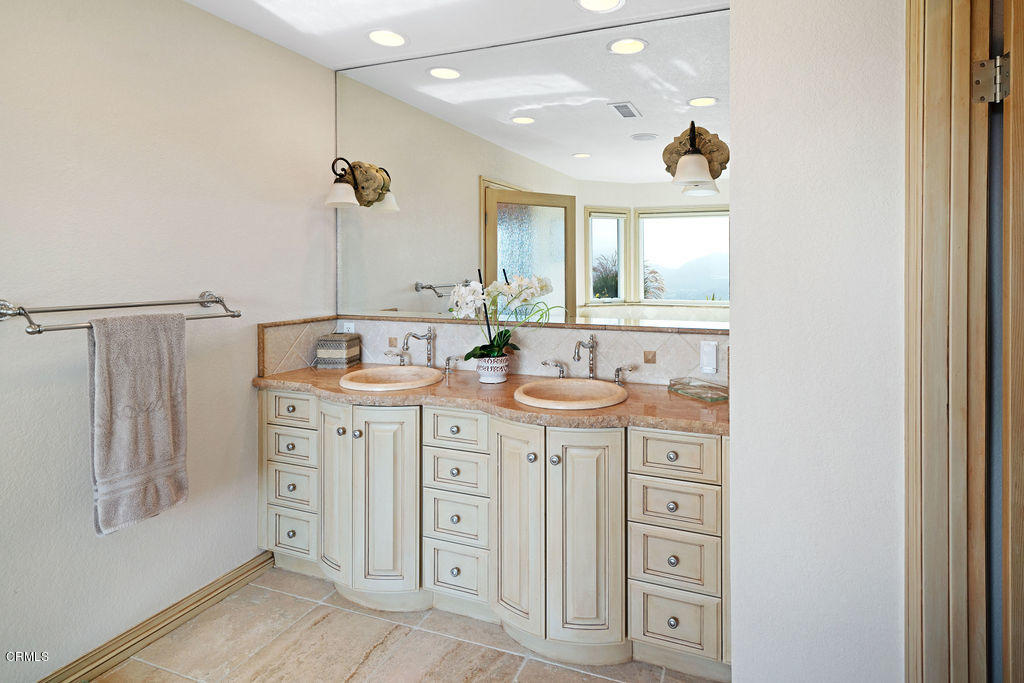 12082 Presilla Road Camarillo, CA 93012 - Photo 36 of 70 DSC01691