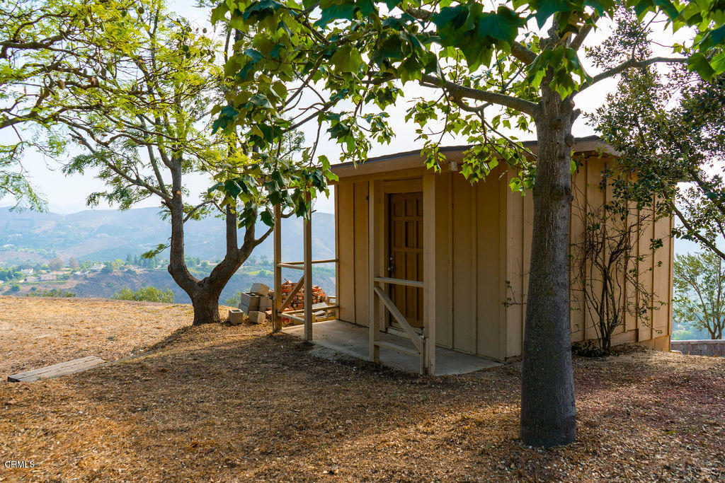 12082 Presilla Road Camarillo, CA 93012 - Photo 51 of 70 DSC01715