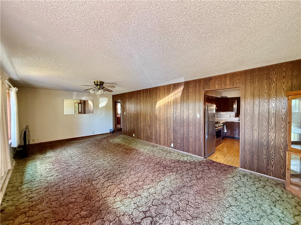 270 Shutter Drive Decatur, IL 62526 - Photo 8 of 19