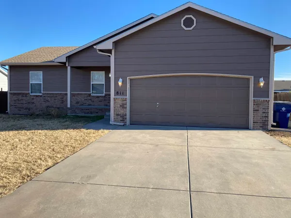 $239,900 | 811 West Quail Street, Valley Center, KS 67147