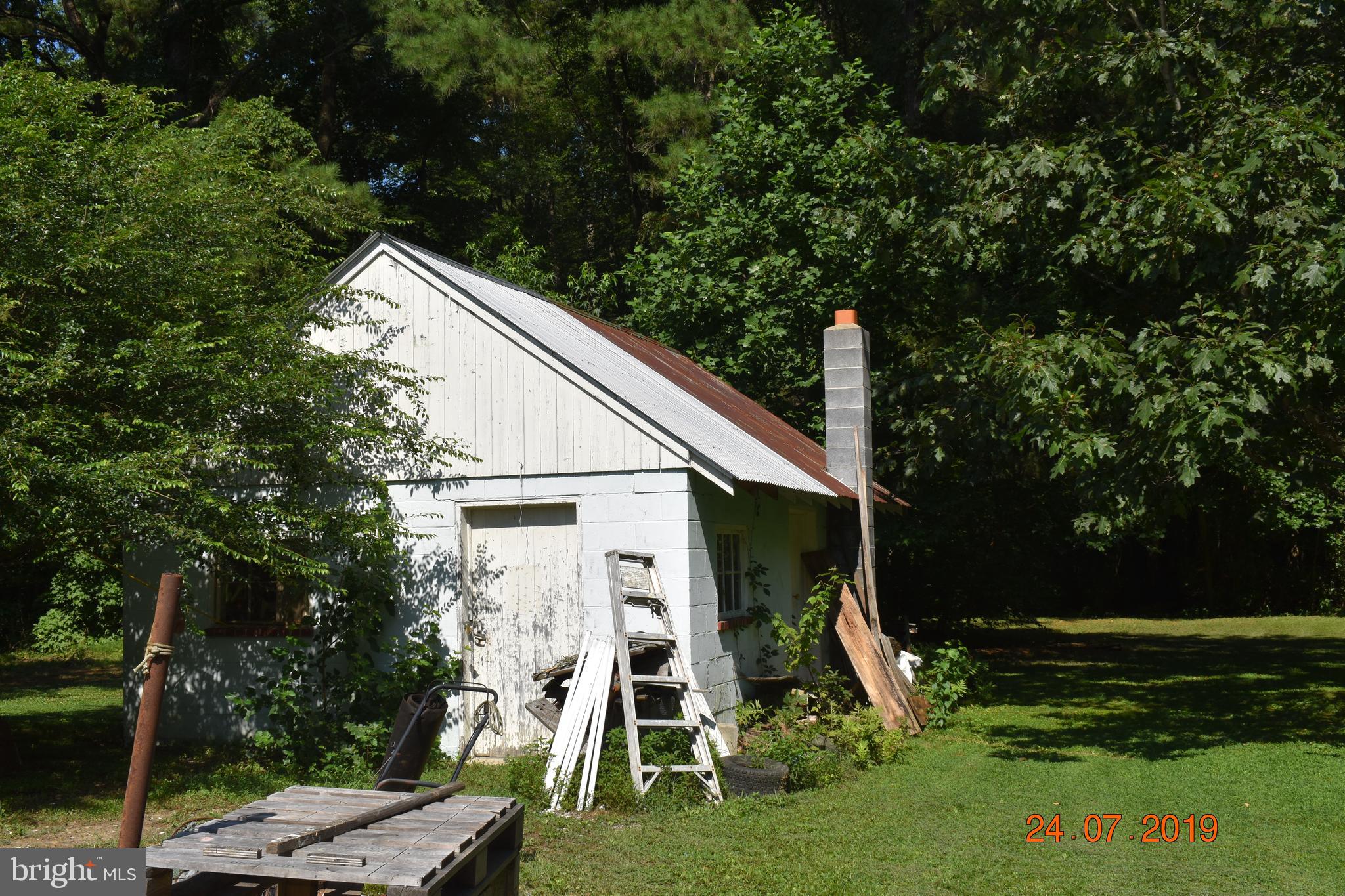 5233 Skinners Neck Road Rock Hall, MD 21661 - Photo 3 of 6 Gallery Image 3