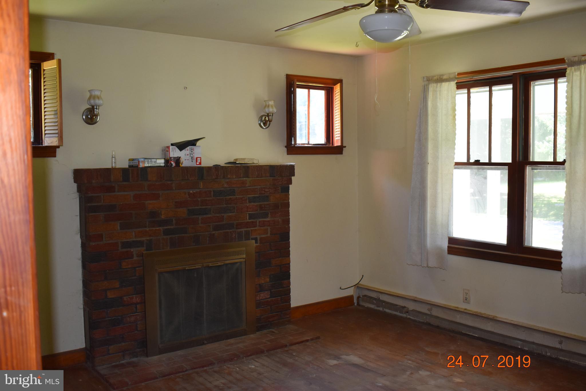 5233 Skinners Neck Road Rock Hall, MD 21661 - Photo 4 of 6 Gallery Image 4